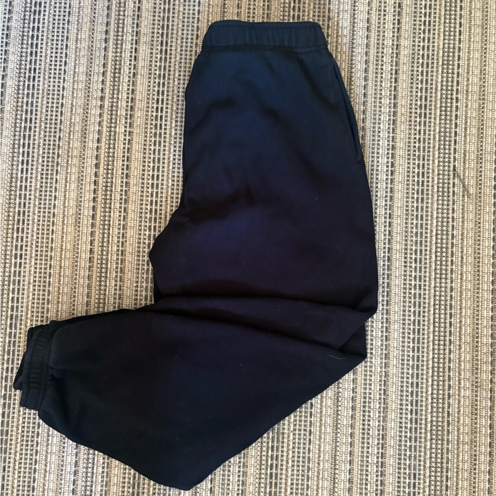 Aritzia Sweatfleece Black Sweatpants